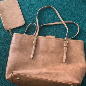 Urban expressions purse and wallet